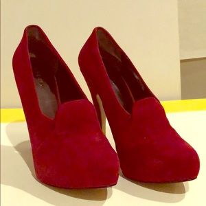 NEW deep red high heeled suede pumps